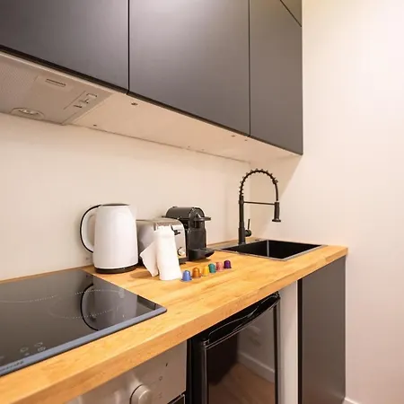 1 Bedroom Canal St Martin Eurostar Appartamento