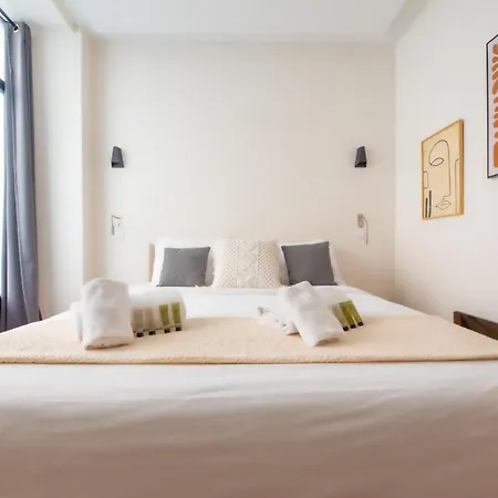 1 Bedroom Canal St Martin Eurostar Appartamento